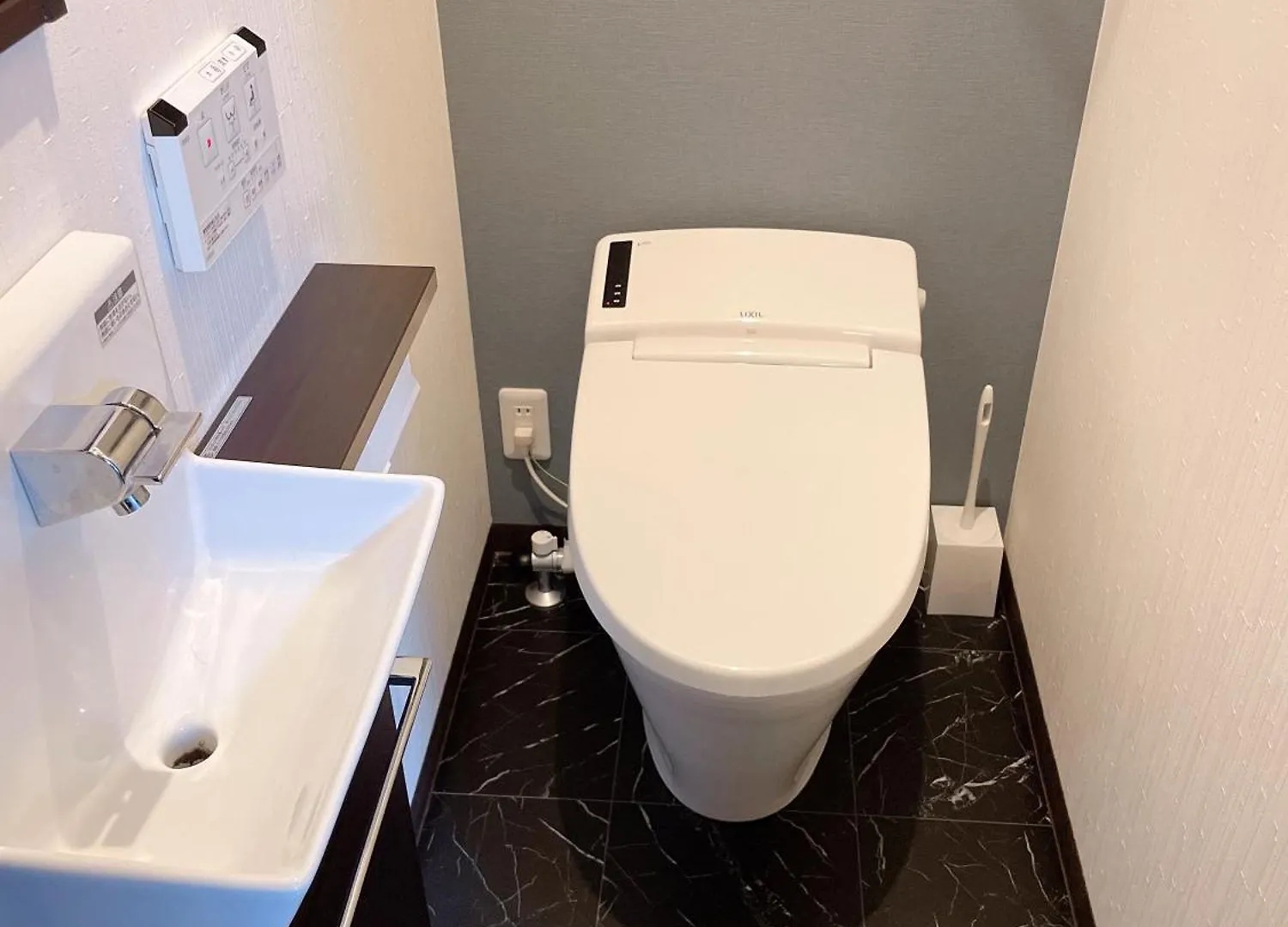Westhouse A 天下茶屋店 Villa Osaka